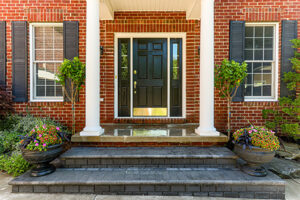 Curb appeal landscaping